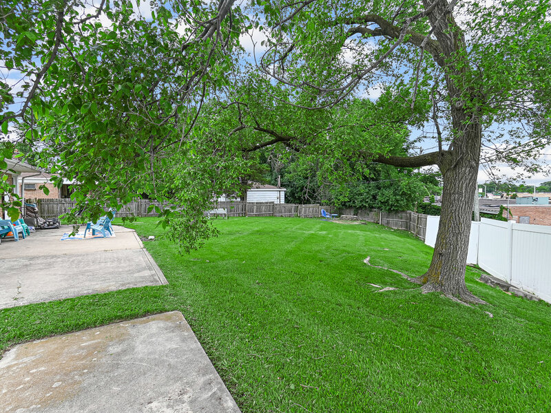 17561 Sycamore Drive Homewood IL 60430