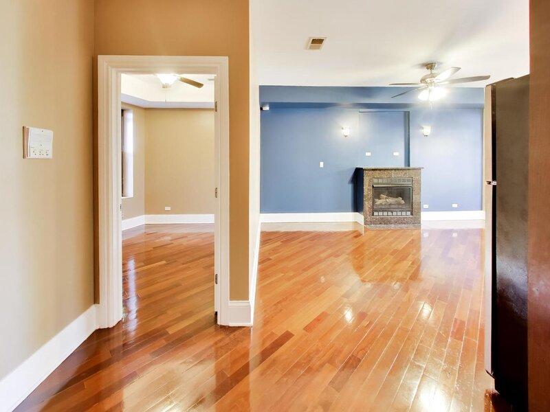 5203 S Indiana Avenue Chicago IL 60615