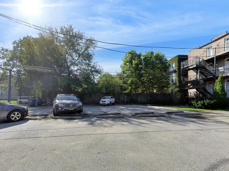 5203 S Indiana Avenue Chicago IL 60615
