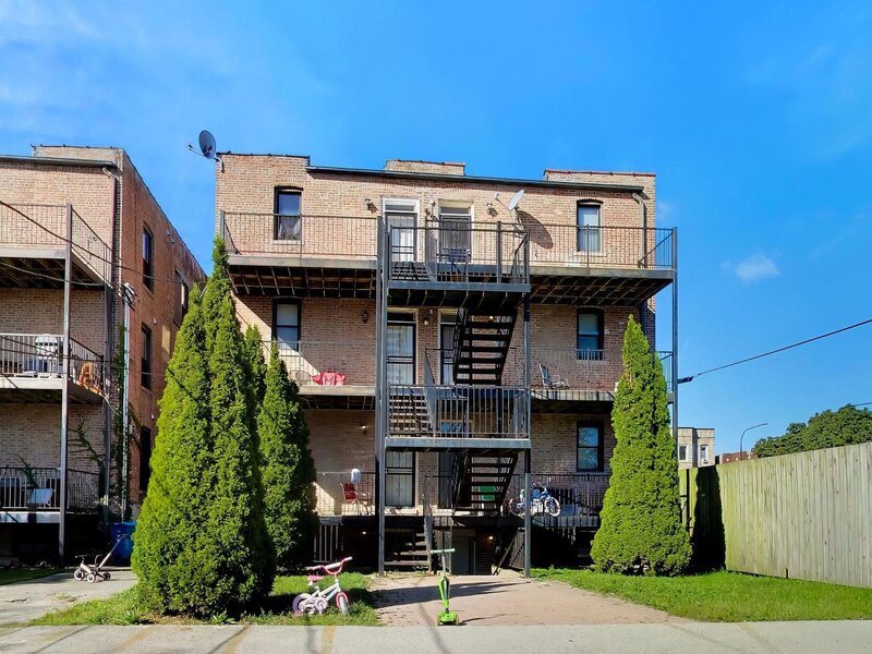 5203 S Indiana Avenue Chicago IL 60615