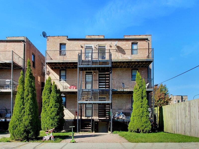 5203 S Indiana Avenue Chicago IL 60615