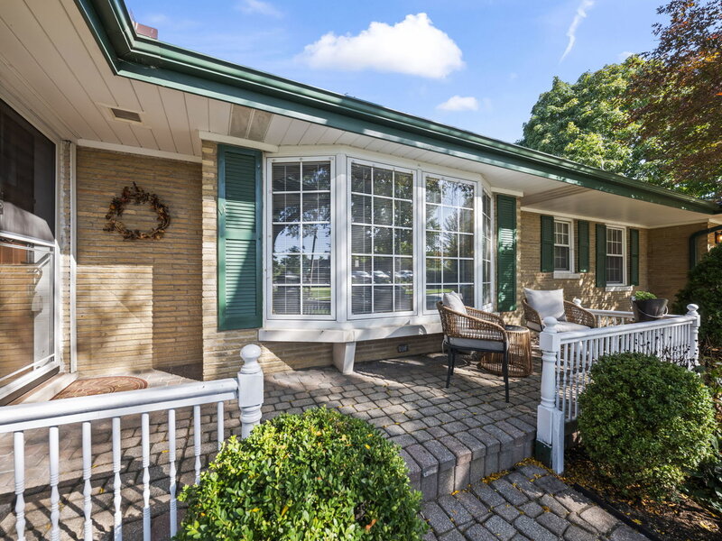 523 We Go Trail Mount Prospect IL 60056