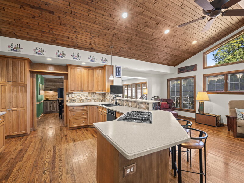 523 We Go Trail Mount Prospect IL 60056