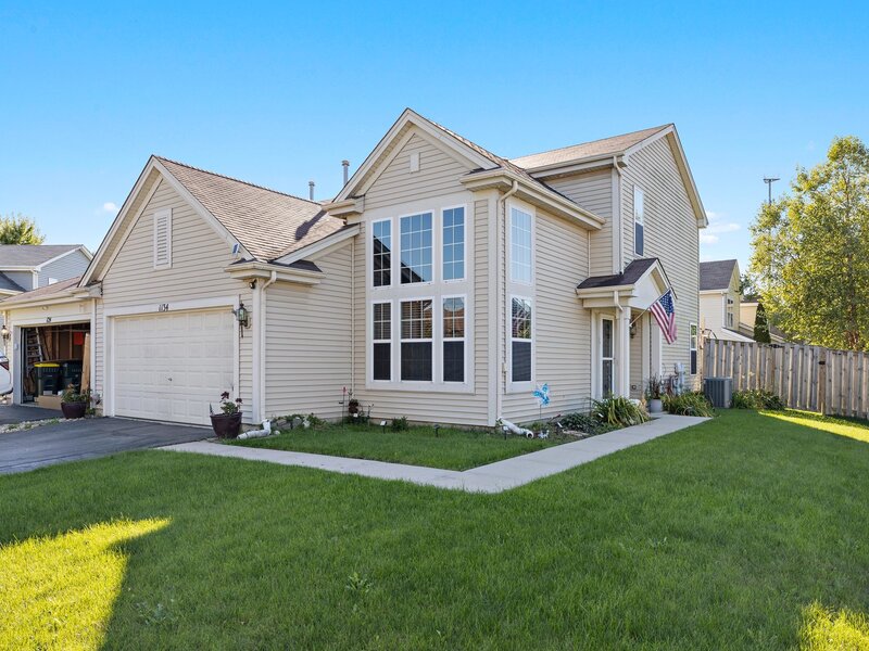 1134 Spinnaker Street Pingree Grove IL 60140