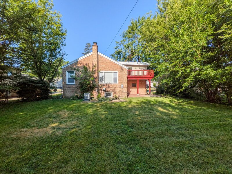 8825 S California Avenue Evergreen Park IL 60805