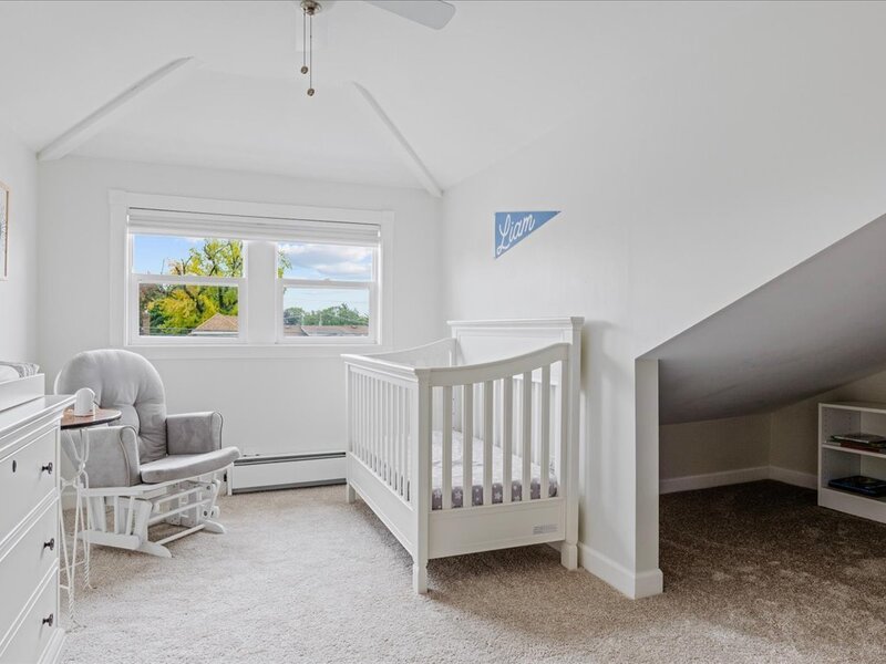 5523 W Pensacola Avenue Chicago IL 60641
