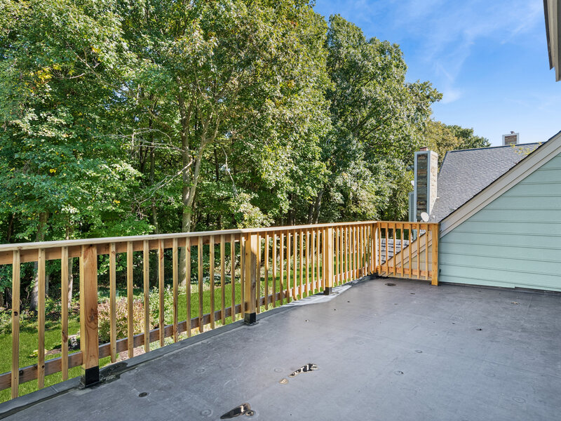 52 Whittington Course St. Charles IL 60174