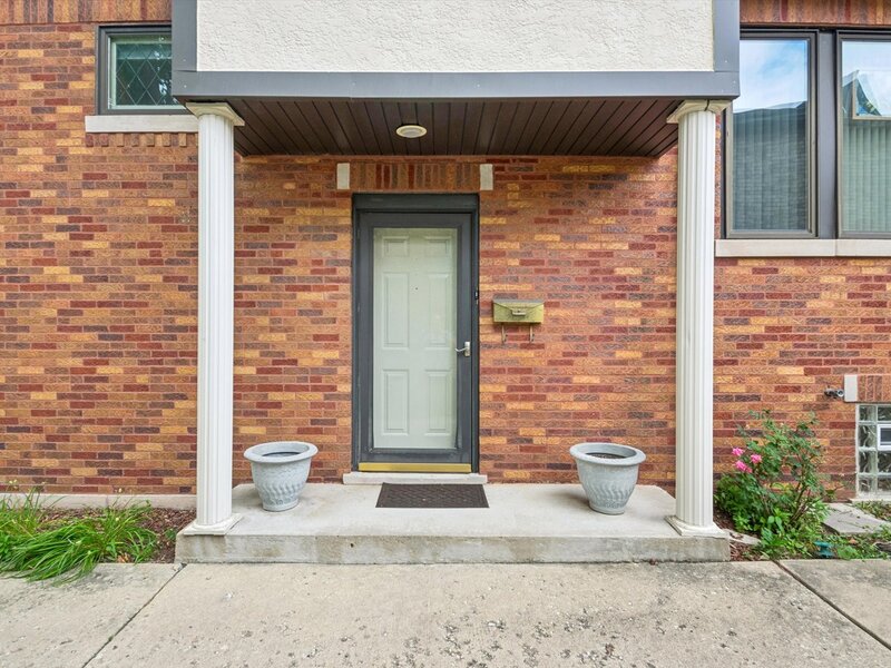 7349 W Ibsen Street Chicago IL 60631