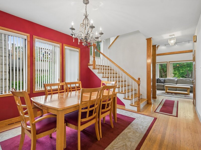 7349 W Ibsen Street Chicago IL 60631