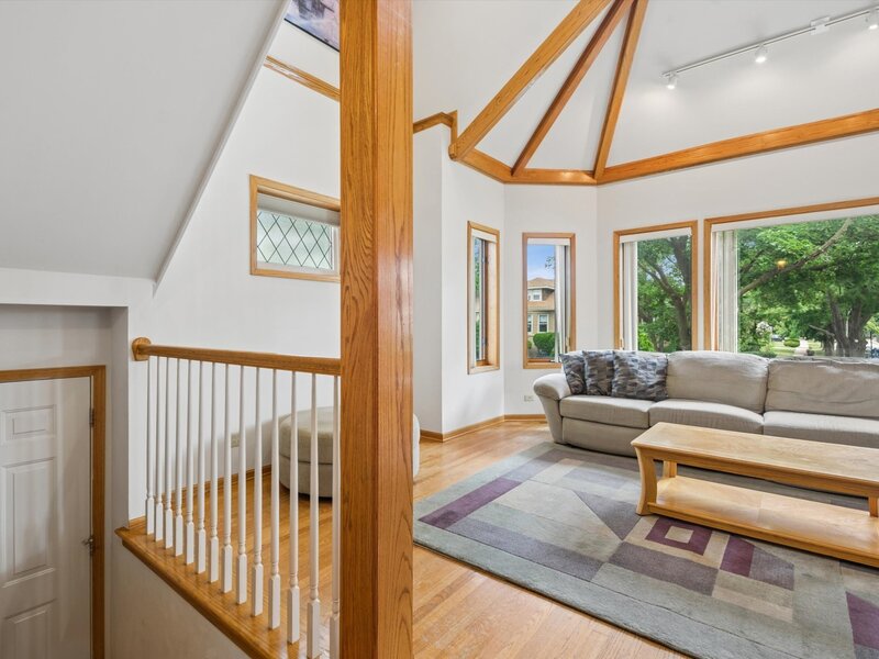 7349 W Ibsen Street Chicago IL 60631