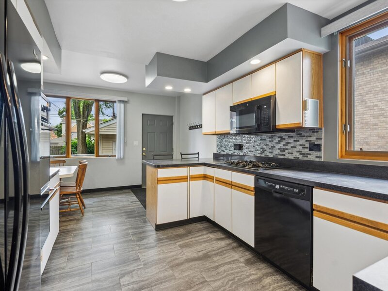 7349 W Ibsen Street Chicago IL 60631
