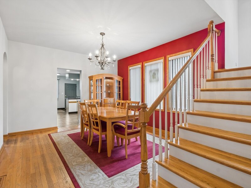 7349 W Ibsen Street Chicago IL 60631