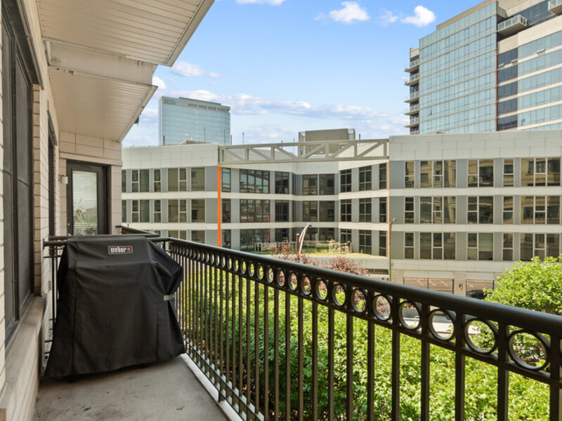 520 N Halsted Street Chicago IL 60642