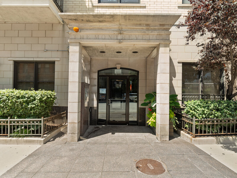 520 N Halsted Street Chicago IL 60642