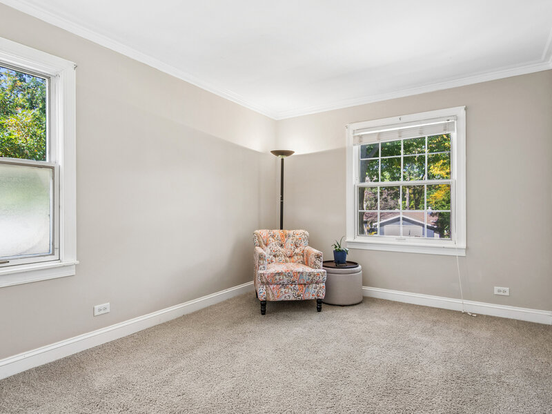 6809 Hillcrest Drive Crystal Lake IL 60012