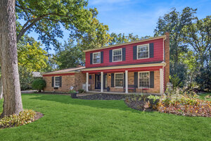 Photo of 6809 Hillcrest Drive Crystal Lake IL 60012