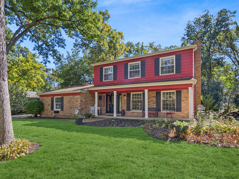 6809 Hillcrest Drive Crystal Lake IL 60012