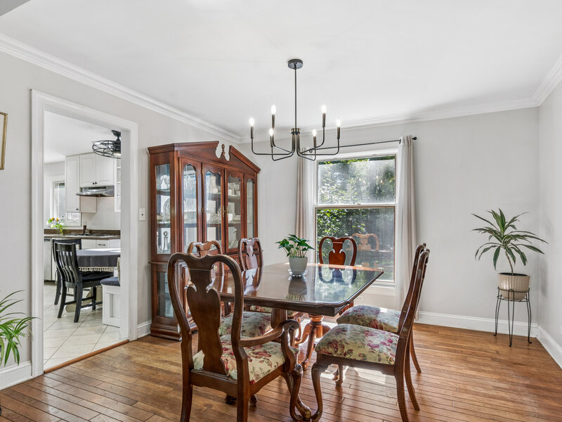 6809 Hillcrest Drive Crystal Lake IL 60012
