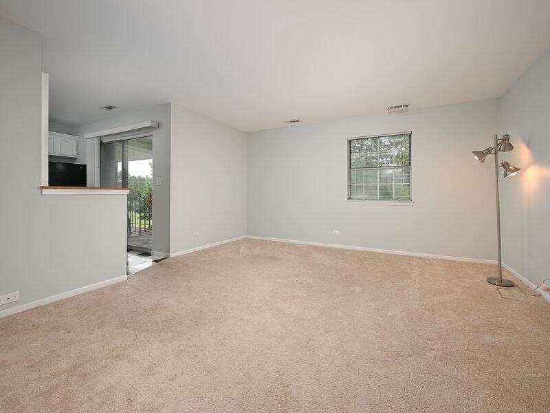 59 Gant Circle Streamwood IL 60107