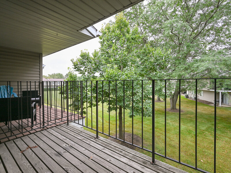 59 Gant Circle Streamwood IL 60107