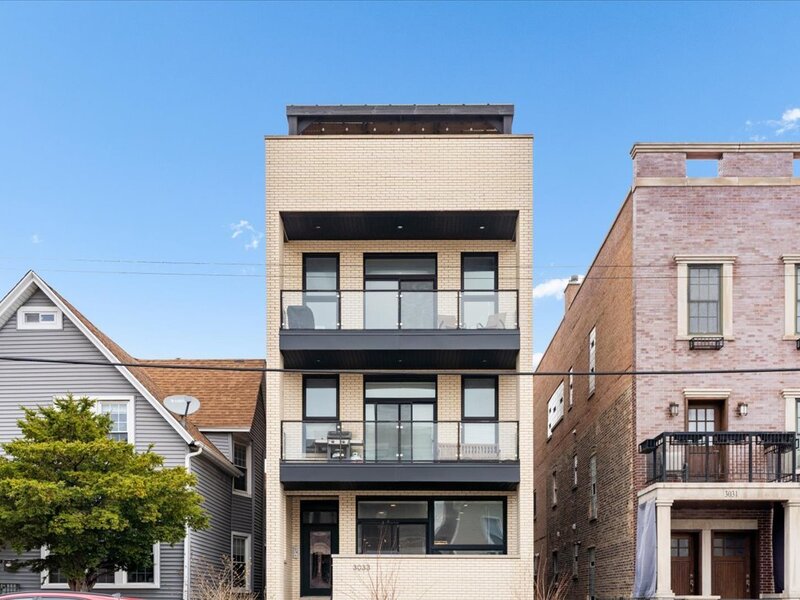 3033 N Clybourn Avenue Chicago IL 60618