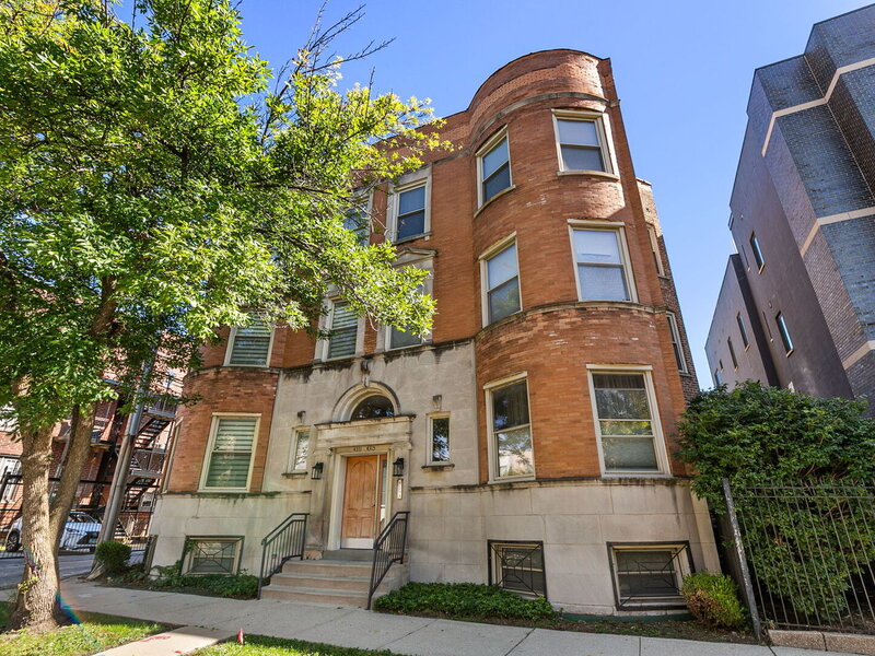4311 S Forrestville Avenue Chicago IL 60653
