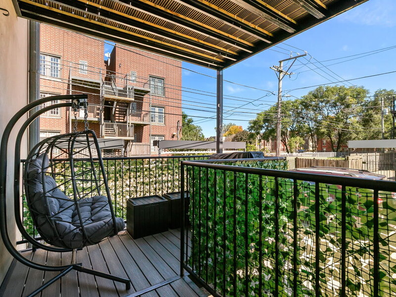 4311 S Forrestville Avenue Chicago IL 60653