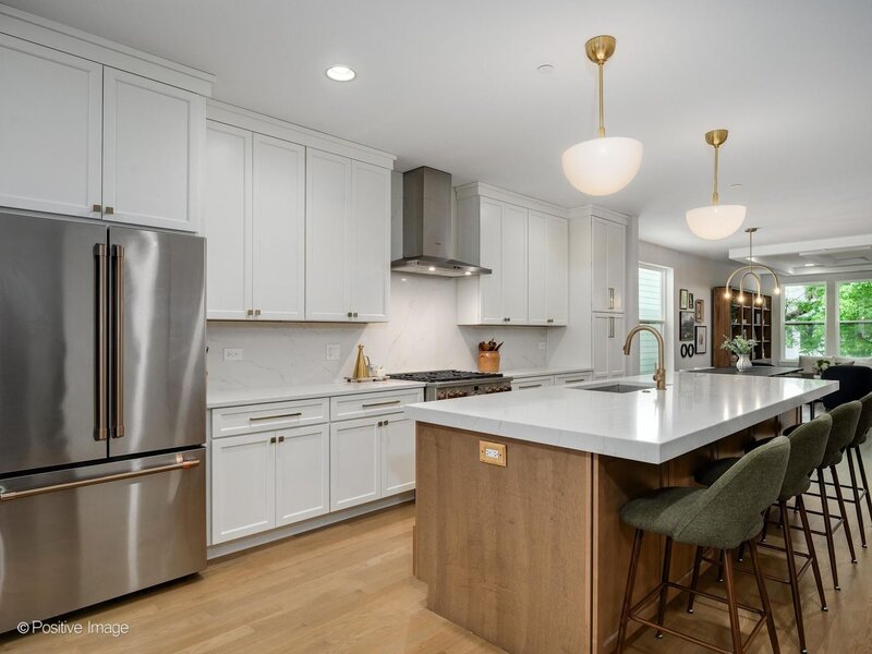 1938 N Sawyer Avenue Chicago IL 60647