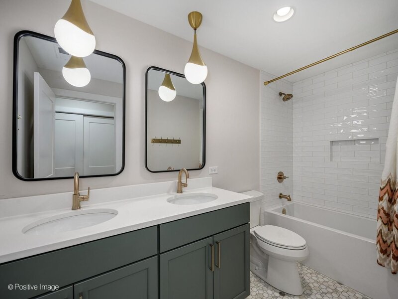 1938 N Sawyer Avenue Chicago IL 60647