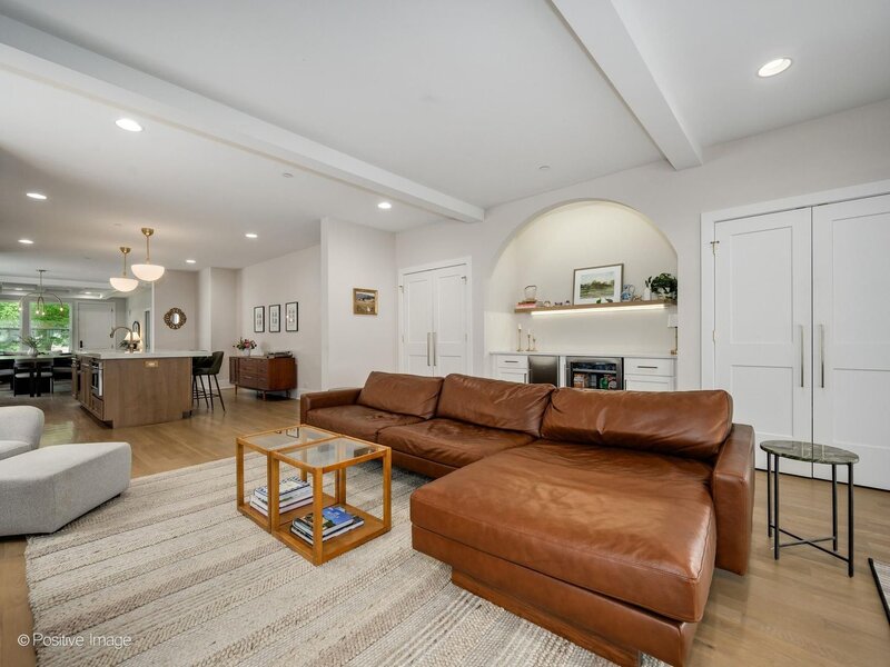1938 N Sawyer Avenue Chicago IL 60647