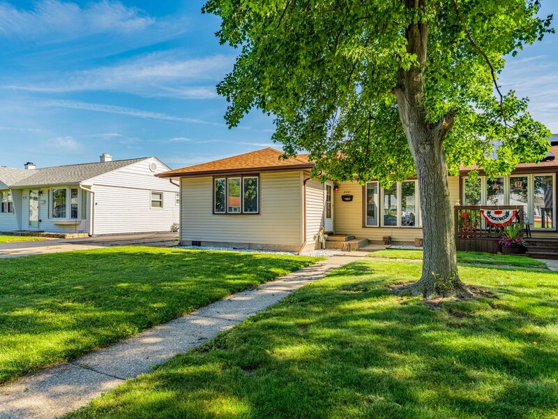 8801 S Kilbourn Avenue Hometown IL 60456