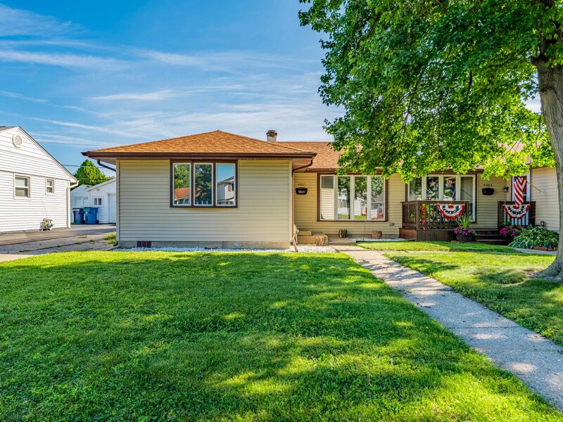 8801 S Kilbourn Avenue Hometown IL 60456