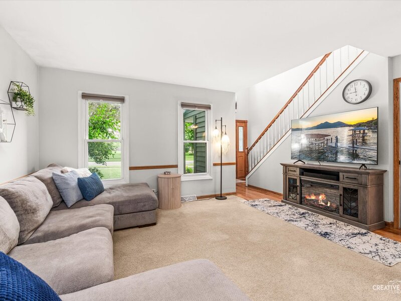 1350 Leverenz Road Naperville IL 60564
