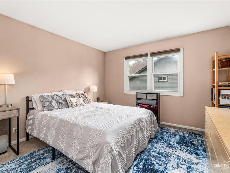 1350 Leverenz Road Naperville IL 60564