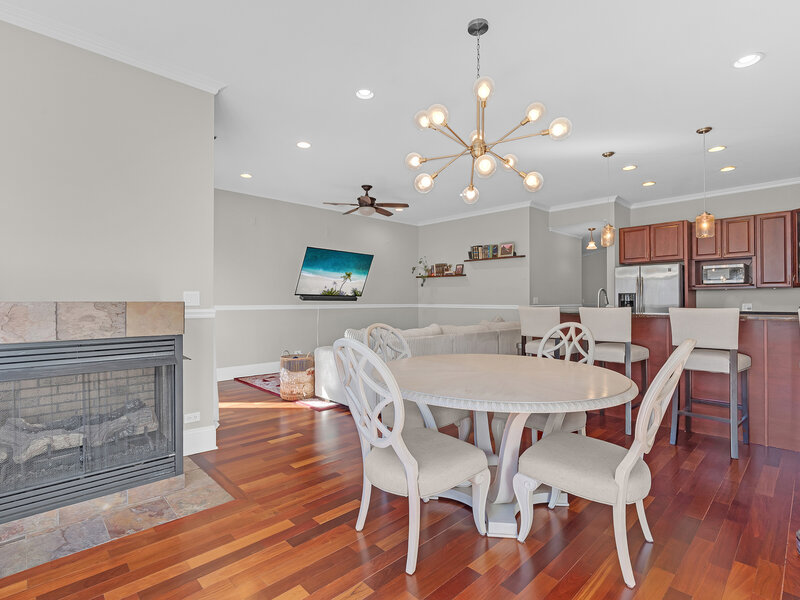 1154 W Diversey Parkway Chicago IL 60614