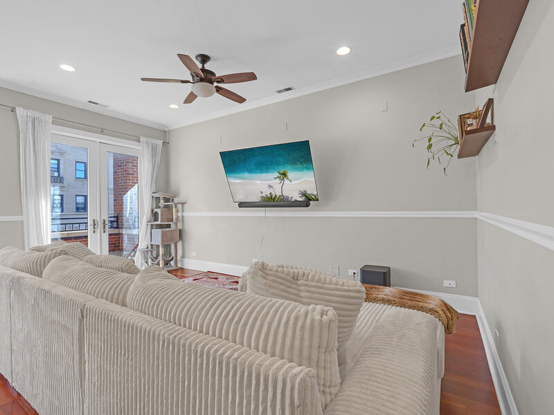 1154 W Diversey Parkway Chicago IL 60614