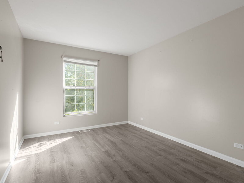 1420 Yellowstone Drive Streamwood IL 60107