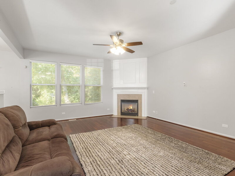 1420 Yellowstone Drive Streamwood IL 60107