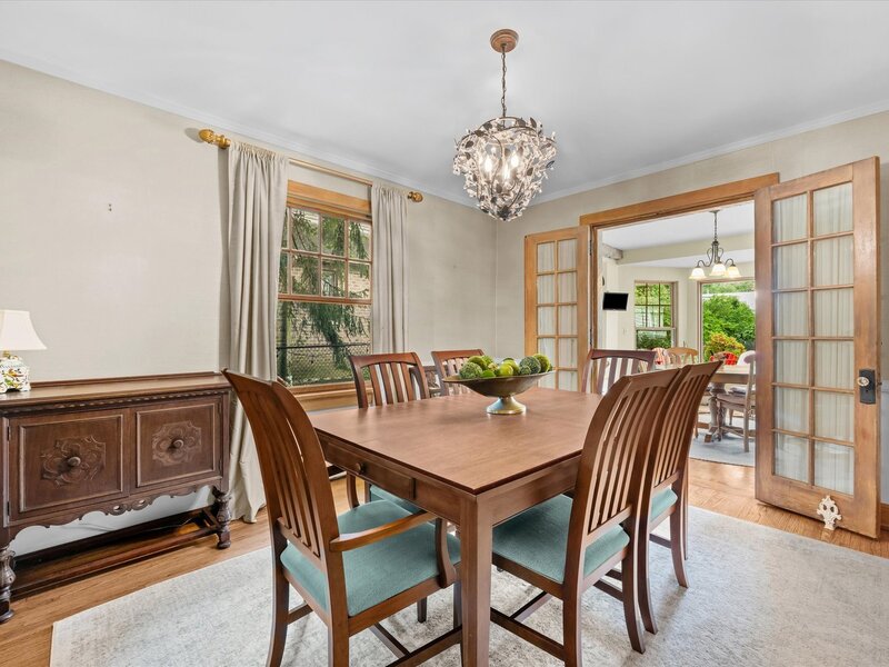1530 Oakwood Avenue Highland Park IL 60035