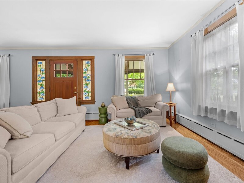 1530 Oakwood Avenue Highland Park IL 60035