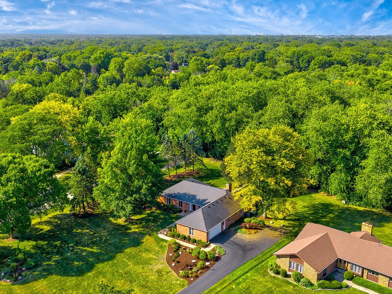 79 Mark Drive Hawthorn Woods IL 60047