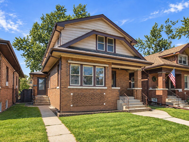 12604 Elm Street Blue Island IL 60406