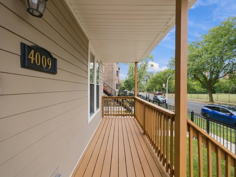 4009 S Vincennes Avenue Chicago IL 60653