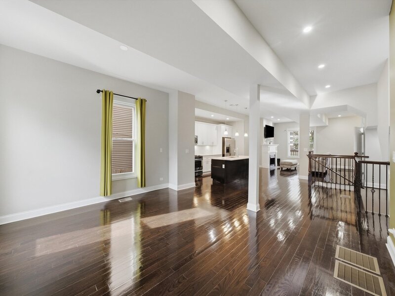 4009 S Vincennes Avenue Chicago IL 60653