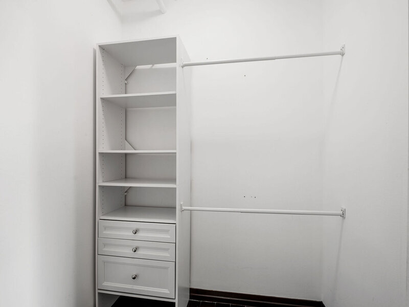 33 W Ontario Street Chicago IL 60654