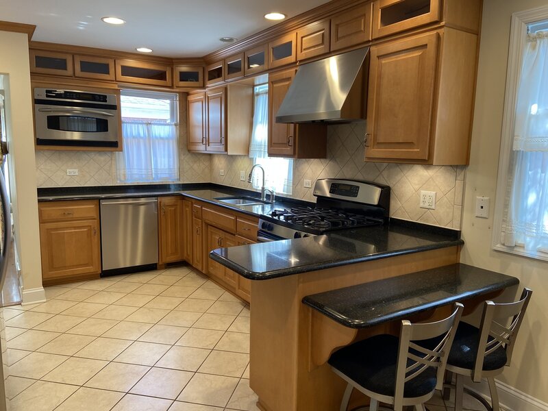 3333 W 102nd Street Evergreen Park IL 60805