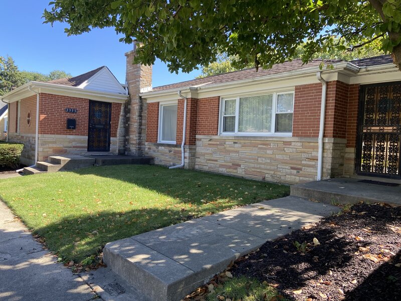 3333 W 102nd Street Evergreen Park IL 60805