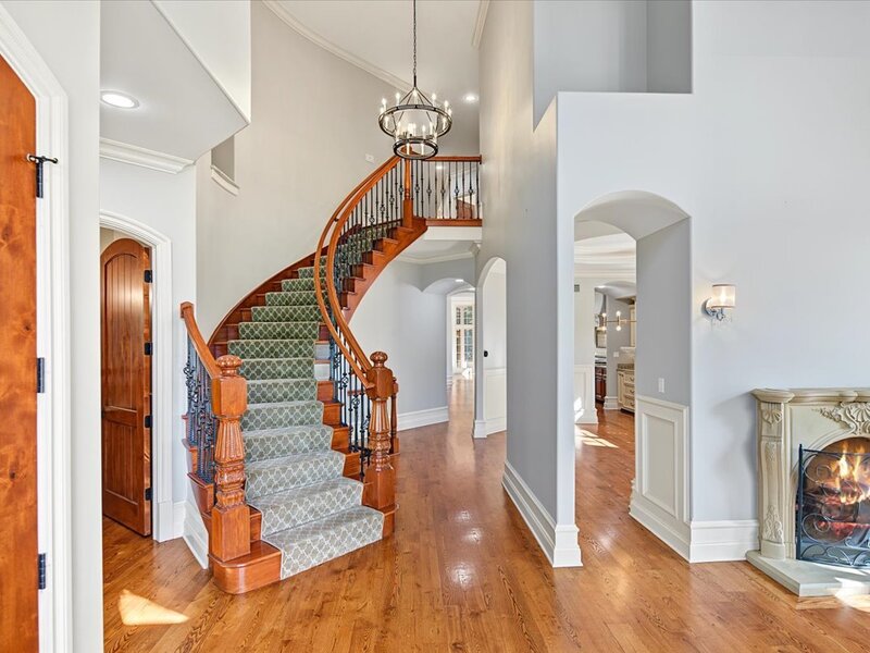 849 E Hillside Road Naperville IL 60540