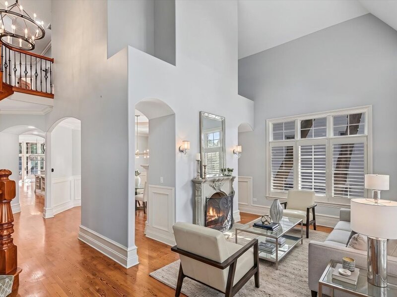 849 E Hillside Road Naperville IL 60540