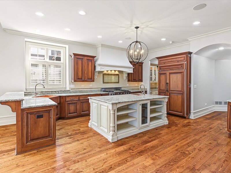 849 E Hillside Road Naperville IL 60540